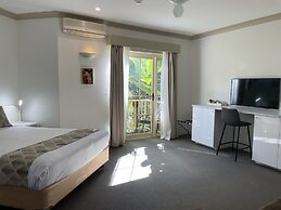 Oasis Inn Ulladulla - Guest 18 Years and Older