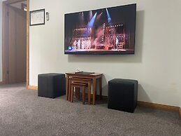 Oasis Inn Ulladulla - Guest 18 Years and Older