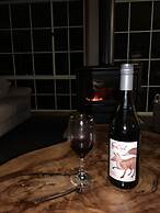 Oasis Inn Ulladulla - Guest 18 Years and Older