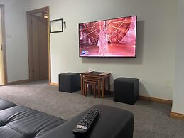 Oasis Inn Ulladulla - Guest 18 Years and Older