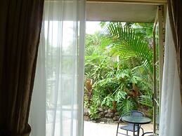 Oasis Inn Ulladulla - Guest 18 Years and Older