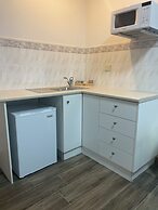 Oasis Inn Ulladulla - Guest 18 Years and Older