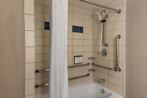 Cambria Hotel Columbus - Polaris