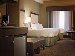 Holiday Inn Express & Suites Logan by IHG