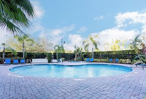 Holiday Inn Express & Suites, International Drive by IHG