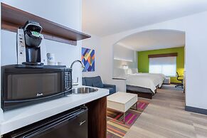 Holiday Inn Express & Suites, International Drive by IHG