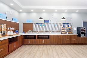 Holiday Inn Express & Suites, International Drive by IHG