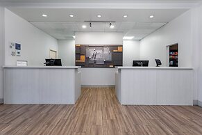 Holiday Inn Express & Suites, International Drive by IHG