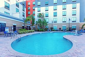 Holiday Inn Express & Suites, International Drive by IHG