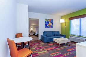 Holiday Inn Express & Suites, International Drive by IHG