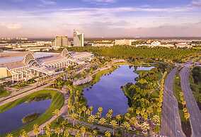 Holiday Inn Express & Suites, International Drive by IHG