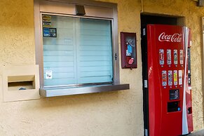 Rodeway Inn & Suites Colton - Riverside