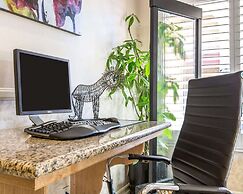 Rodeway Inn & Suites Colton - Riverside