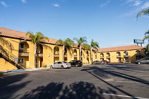 Rodeway Inn & Suites Colton - Riverside