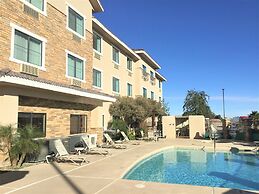 Comfort Inn & Suites Yuma I-8