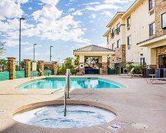 Comfort Inn & Suites Yuma I-8