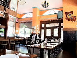 Bourbon St Boutique Hotel