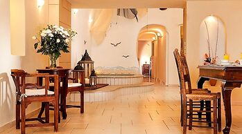 Galaxy Suites & Villas