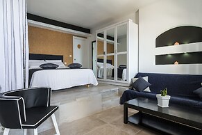 Galaxy Suites & Villas