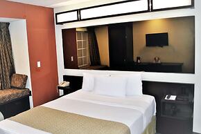 Microtel Inn & Suites by Wyndham Toluca