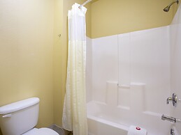 OYO Hotel Valley View TX, I-35