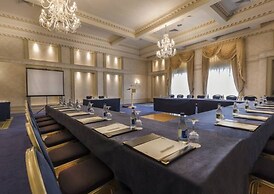 Newgrange Hotel