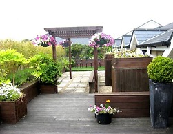 Newgrange Hotel