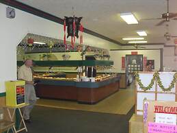 Holiday Terrace Motel