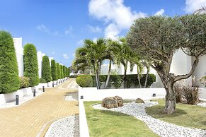 Coral Beach Club Villas & Marina