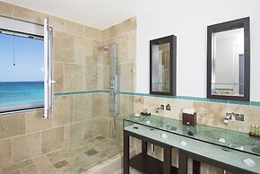 Coral Beach Club Villas & Marina