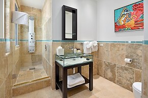 Coral Beach Club Villas & Marina