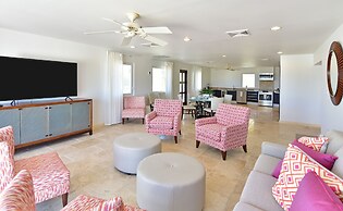Coral Beach Club Villas & Marina