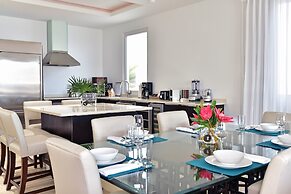 Coral Beach Club Villas & Marina