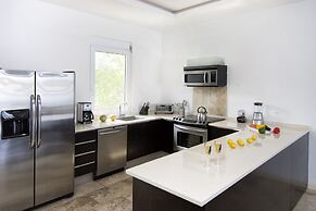 Coral Beach Club Villas & Marina