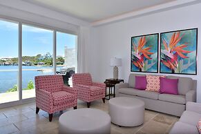 Coral Beach Club Villas & Marina