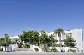 Coral Beach Club Villas & Marina