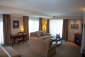 Hotel Brossard, an Ascend Collection Hotel