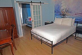 Hotel Brossard, an Ascend Collection Hotel