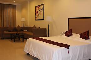 Almond Hotel Sothearos