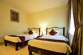 Almond Hotel Sothearos