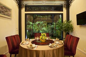 Almond Hotel Sothearos