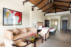 Almond Hotel Sothearos