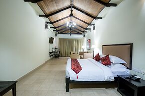 Almond Hotel Sothearos