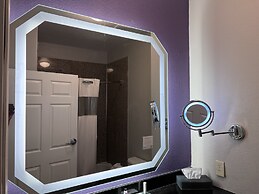 La Quinta Inn & Suites by Wyndham Brownwood