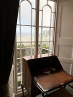 The North Cliff Hotel