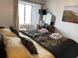 The North Cliff Hotel