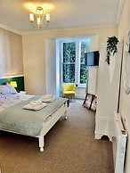 The North Cliff Hotel