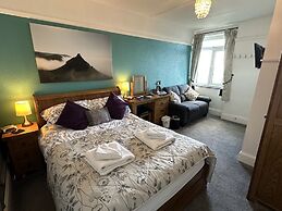 The North Cliff Hotel