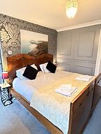 The North Cliff Hotel