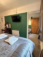 The North Cliff Hotel